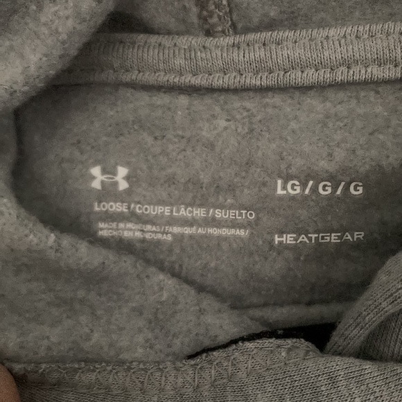 Large soft Under Armour Heat Gear hoodie. - Picture 4 of 7